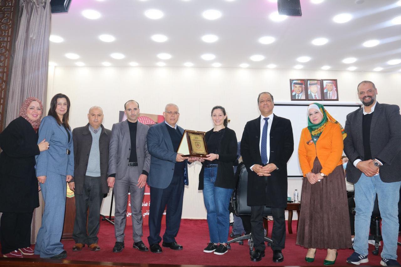 يوم طبي مجاني لعلاج الأسنان في الكلية الجامعية العربية للتكنولوجيا