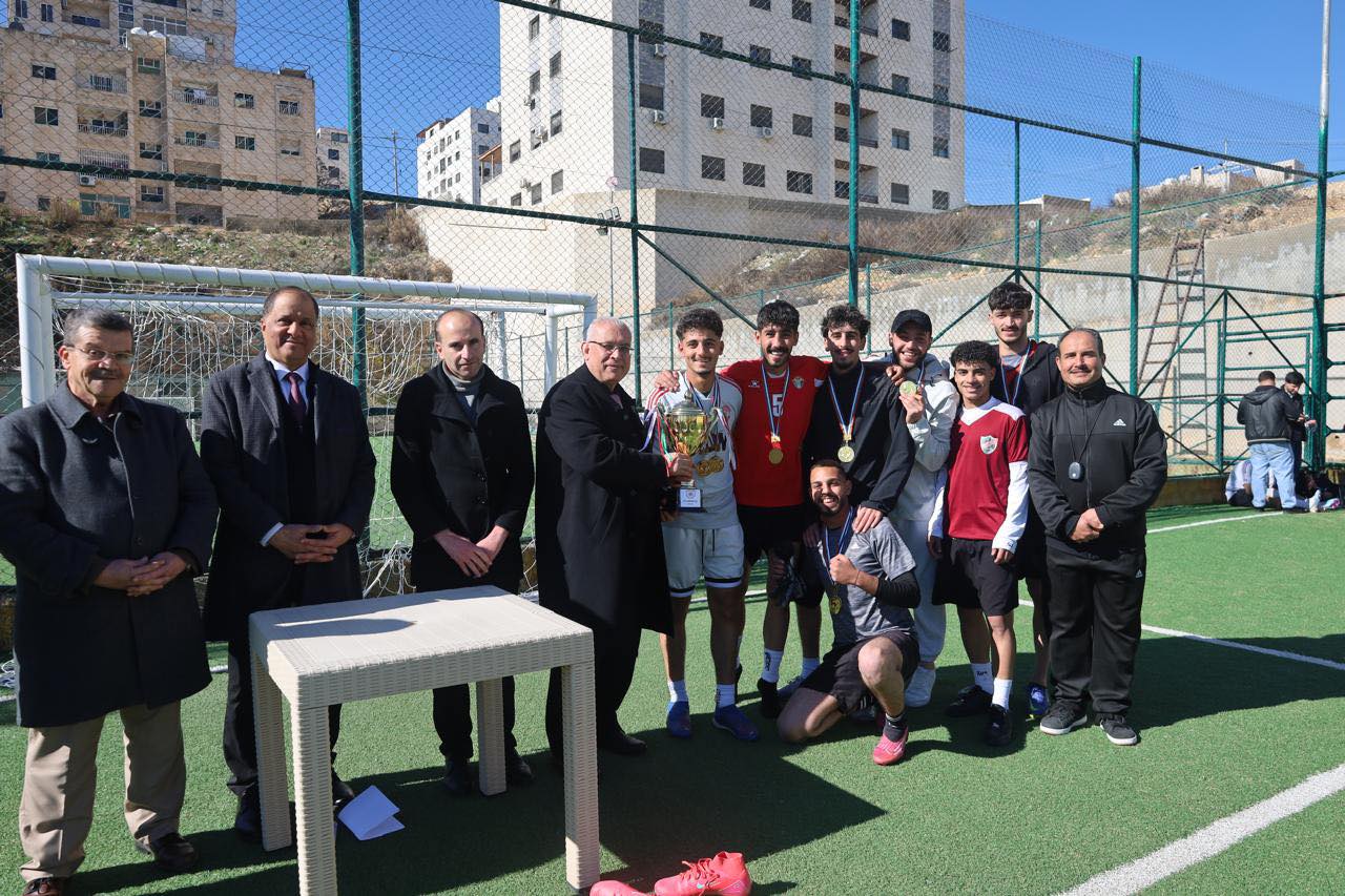 ختام بطولة دوري خماسي كرة القدم في الكلية الجامعية العربية للتكنولوجيا