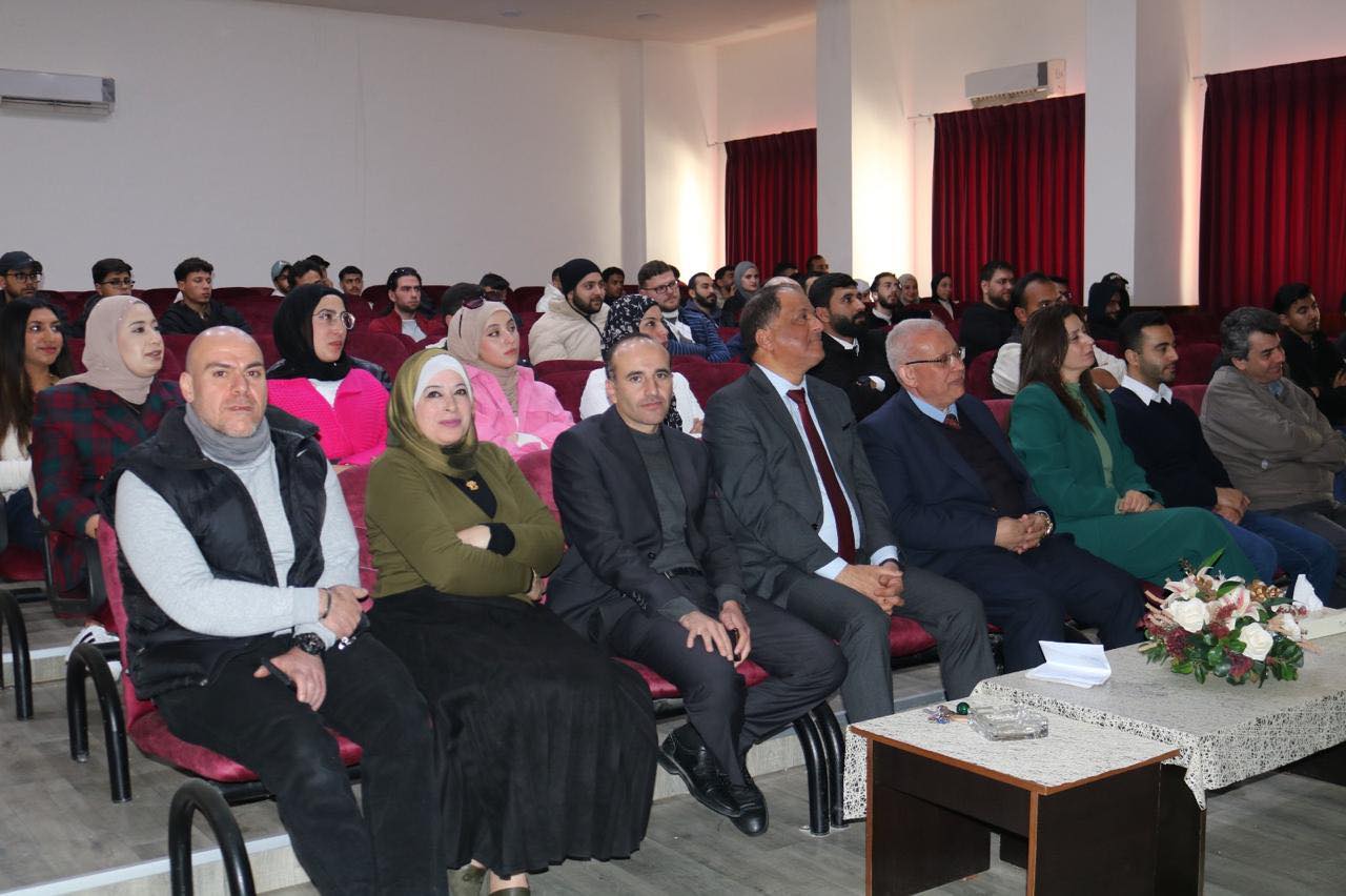 من الدبلوم إلى النجاح في سوق العمل: ورشة عمل في الكلية الجامعية العربية للتكنولوجيا